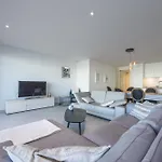 Apartment Lecomte - Sky Harbour *