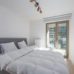 Apartment Lecomte - Sky Harbour *